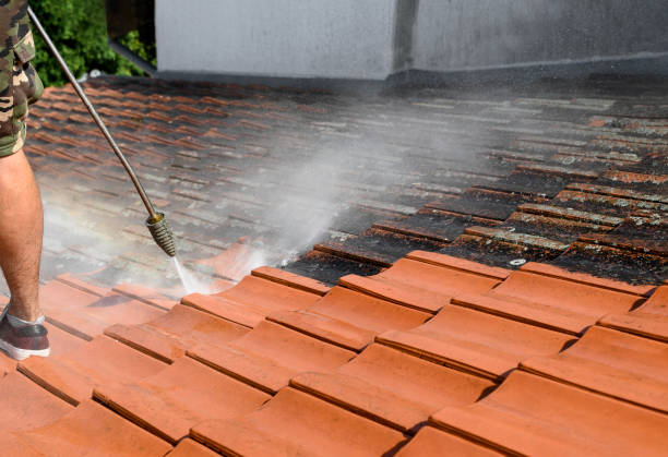 Why Choose Our Certified Pressure Washing Experts for Your Project Needs in Willowick, OH?